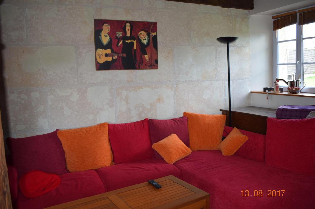 Au Calme Bed & Breakfast Houssay  ภายนอก รูปภาพ